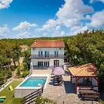 Natali With Pool And Sea View - Happy Apartamento Šmrika