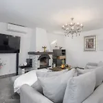 Natali With Pool And Sea View - Happy Apartamento *