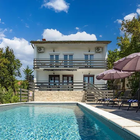 Appartement Natali With Pool And Sea View - Happy