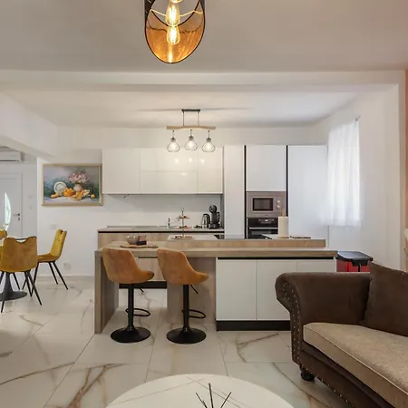 Appartement Natali With Pool And Sea View - Happy