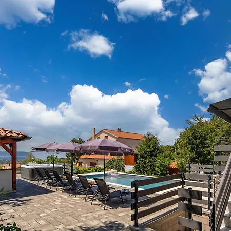 Natali With Pool And Sea View - Happy Appartement Šmrika