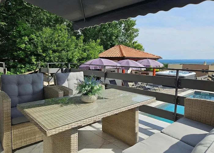 Natali With Pool And Sea View - Happy Smrika
